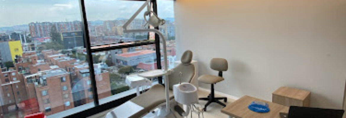 CIED implantologia y estética dental