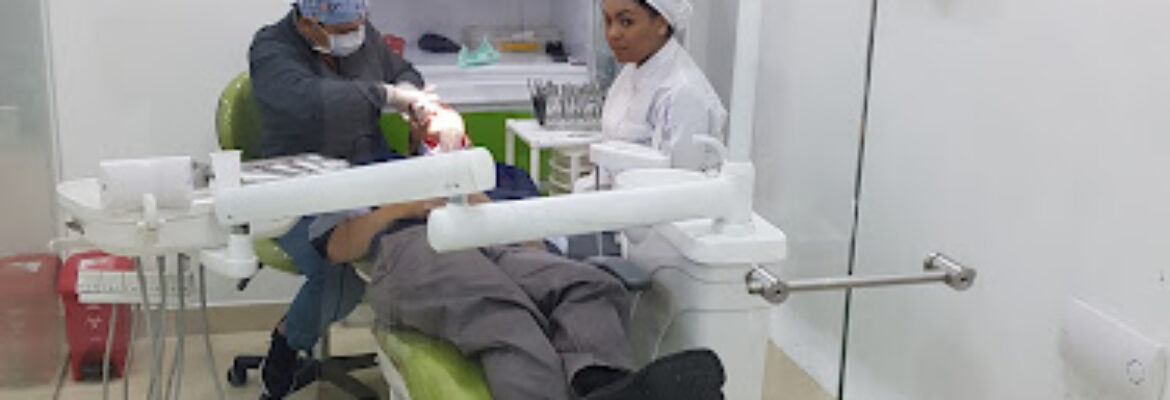 Oralis Odontologia + Estetica